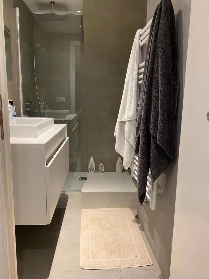 Amazing Flat In Front Of Bois De La Cambre Apartment บรัสเซลส์ ภายนอก รูปภาพ